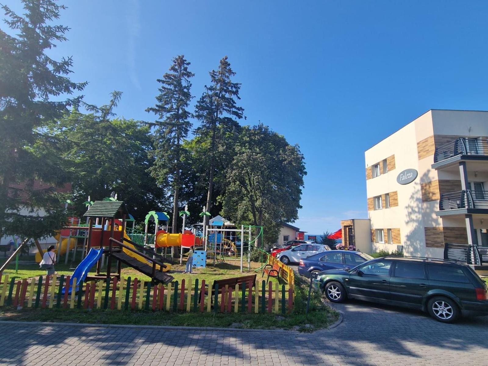 Ośrodek Promenada- Faleza Nocleg ze śniadaniem Jastrzębia Góra
